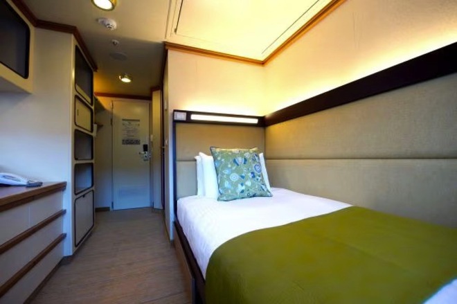 Single Sea View Cabins