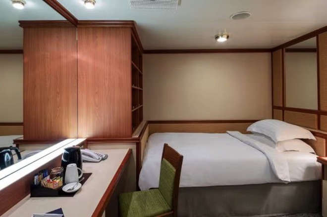 Single Inside Cabin