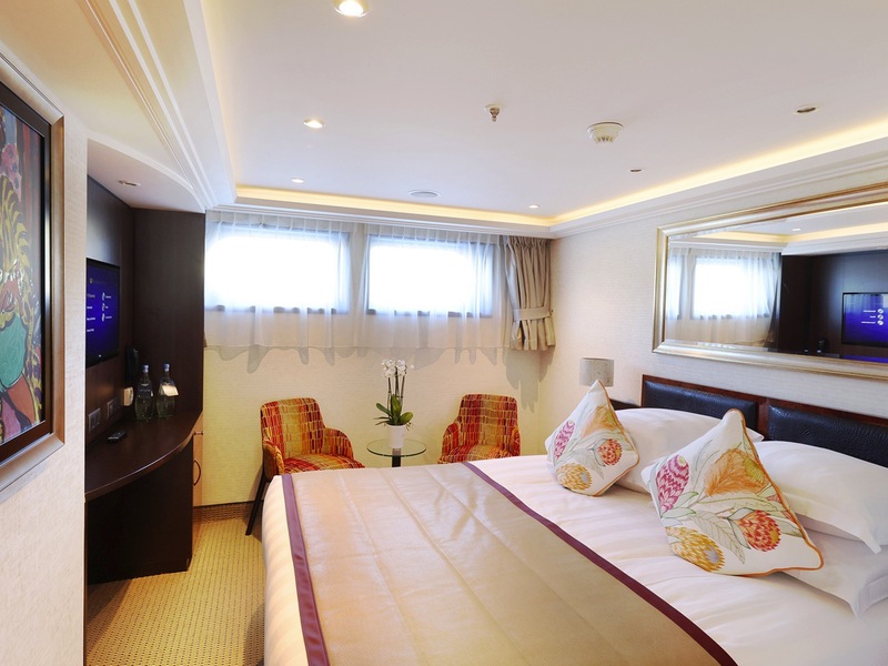 CAT. D Stateroom
