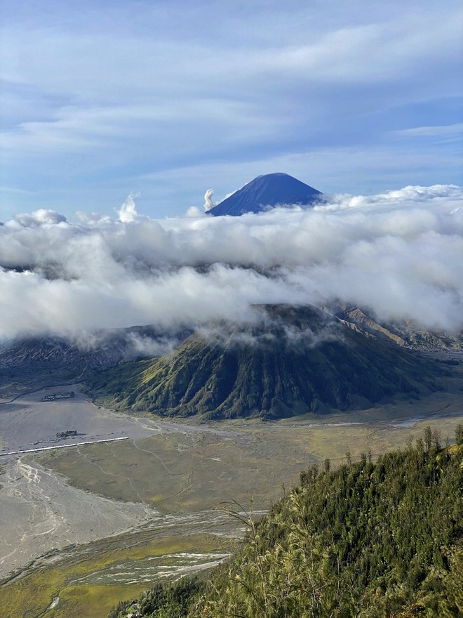 Indonesian Odyssey: Bali to Singapore