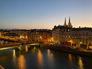 Bayonne