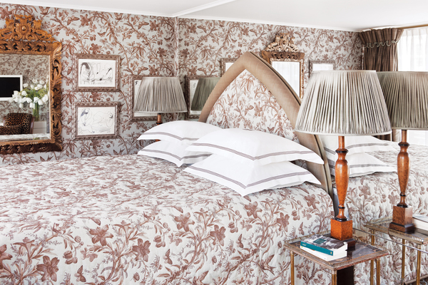 UNIWORLD Boutique River Cruises River S.S. Antoinette Suite 1.jpg