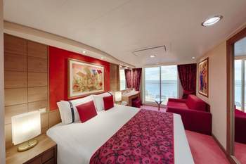 Deluxe Balcony Aurea