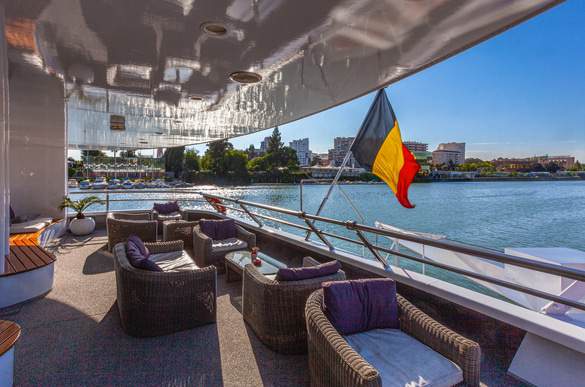 CroisiEurope MS La Belle de Cadix Terrace 6 ©Alberto Dastis.jpg