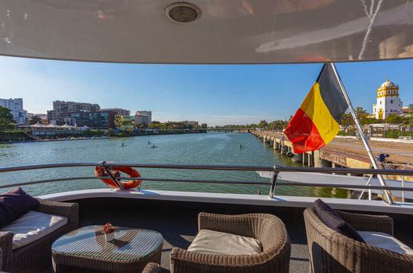 CroisiEurope MS La Belle de Cadix Terrace 12 ©Alberto Dastis.jpg