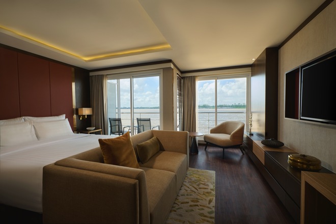 Deluxe Twin Balcony Suite