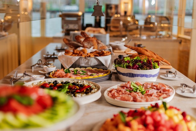 Annie's Table