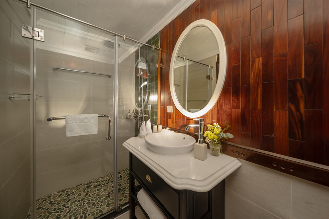 Executive Cabin