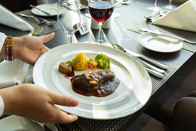 Constellations Restaurant