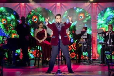 Azamara Cruises Azamara Journey Club Crooner © Tim Faircloth, Azamara Cruises2.jpg