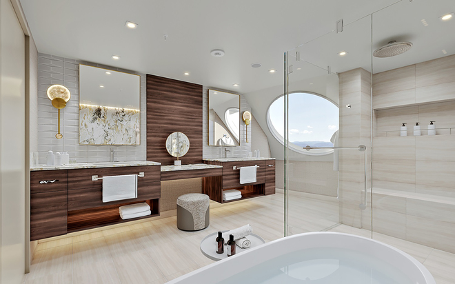 Oceania Suite
