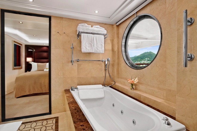 Oceania Suite