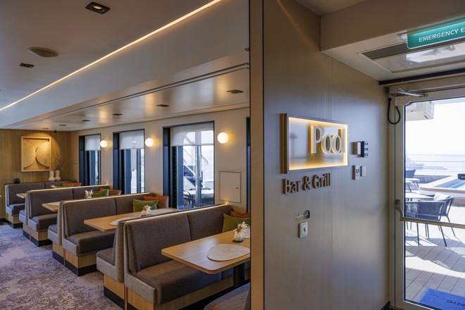 Club Lounge