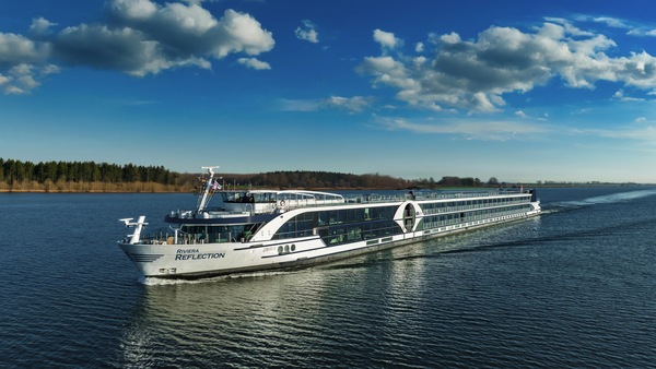 MS Riviera Reflection