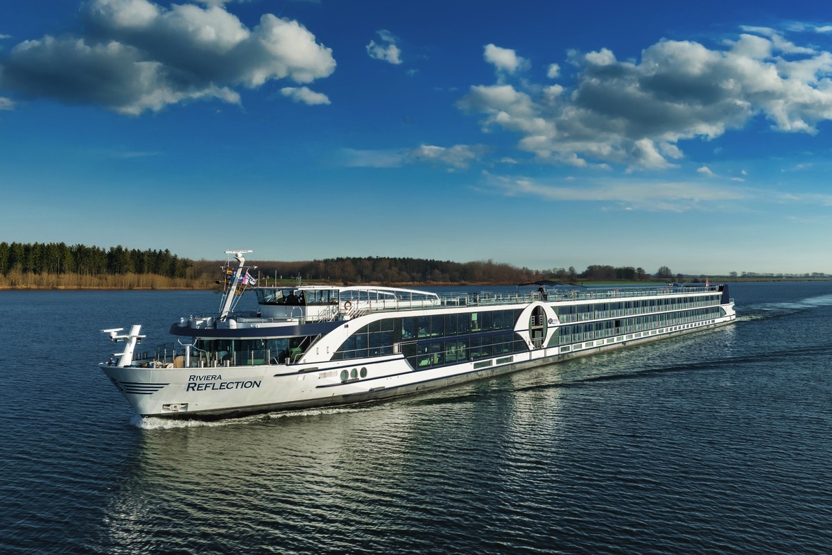 MS Riviera Reflection