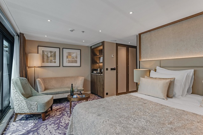 Superior Suite - Diamond Deck
