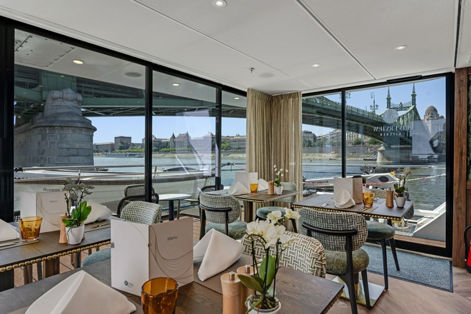 Riverview Kitchen