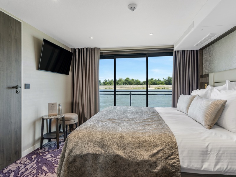 Double Cabin - Ruby Deck