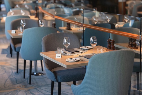 Hurtigruten MS Midnatsol Flora ©Espen Mills.jpg