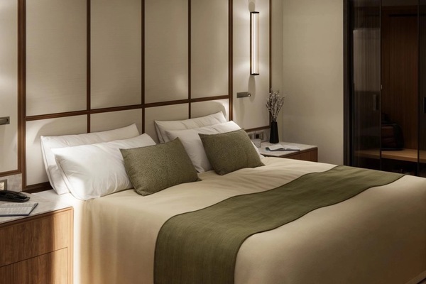 Crystal Cruises Crystal Grace Junior Penthouse Panorama Suite Rendering 5 ©Crystal Grace.jpg