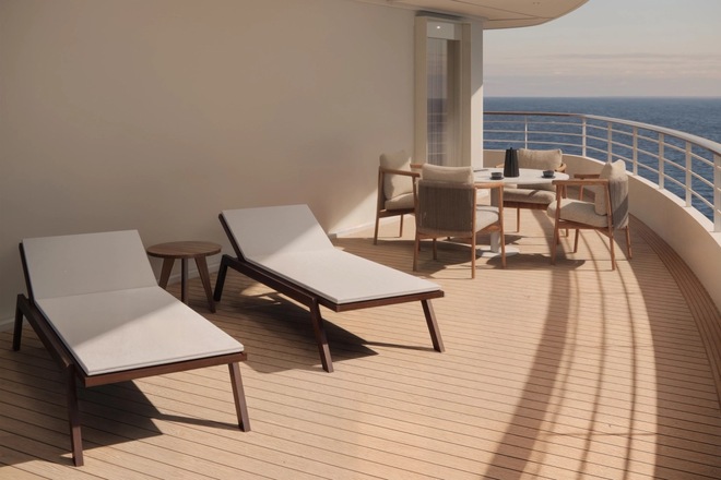 Sapphire Panorama Suite
