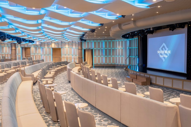 Venetian Lounge