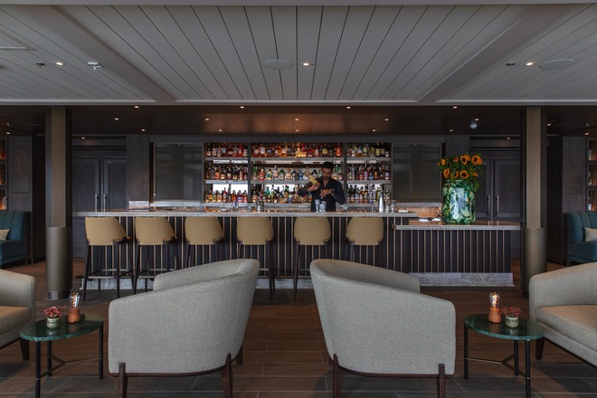 S.A.L.T. Bar