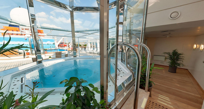 Swimming Pool and Hot Tub