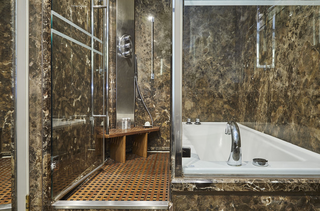 Silver Suite