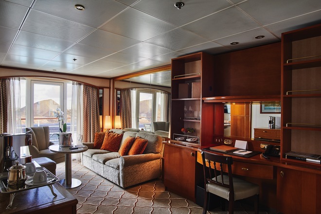 Silver Suite