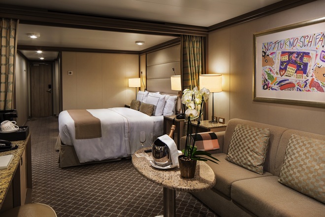 Deluxe Veranda Suite