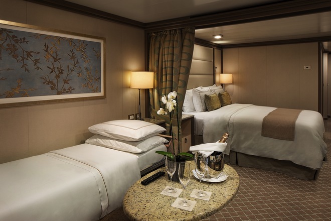 Deluxe Veranda Suite