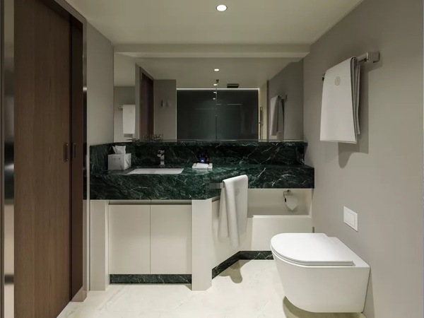 Explora Journeys Explora VI Grand Penthouses with Whirlpool WEB 6.jpg