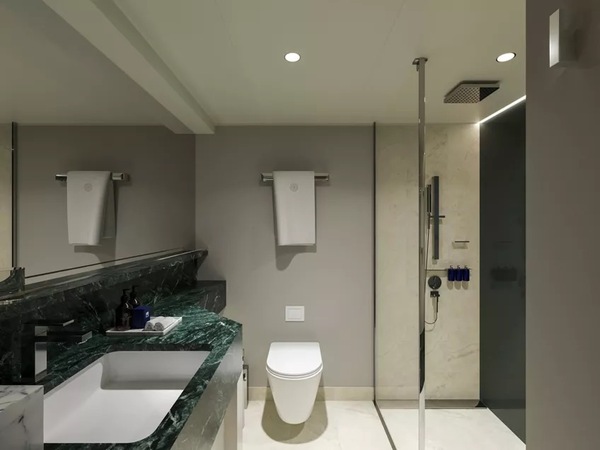 Explora Journeys Explora VI Grand Penthouses with Whirlpool WEB 7.jpg