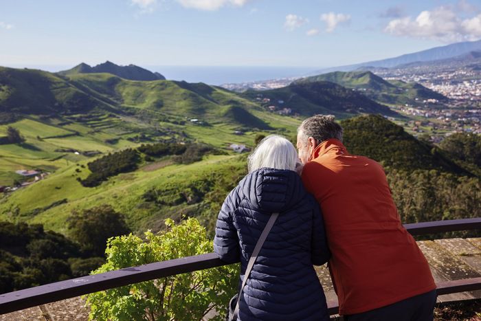 Shore excursions and activities on Spirit of Discovery
