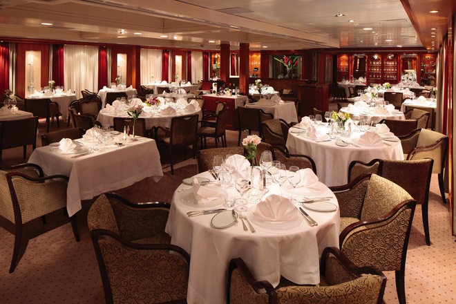 Dining Salon