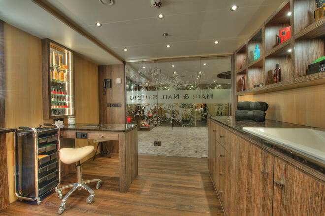 Hair & Nail Salon