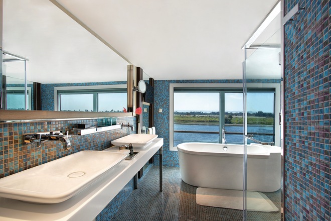Category D - Luxury Suite | Deck D