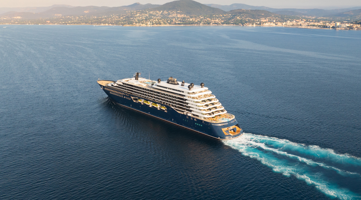 Piraeus Roundtrip